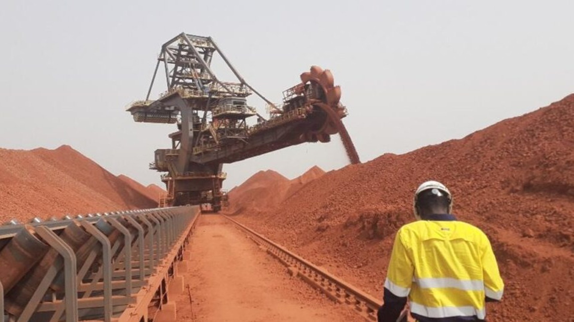 Bauxite de Guinée : le Suisse Glencore mise plus de 300 millions de dollars