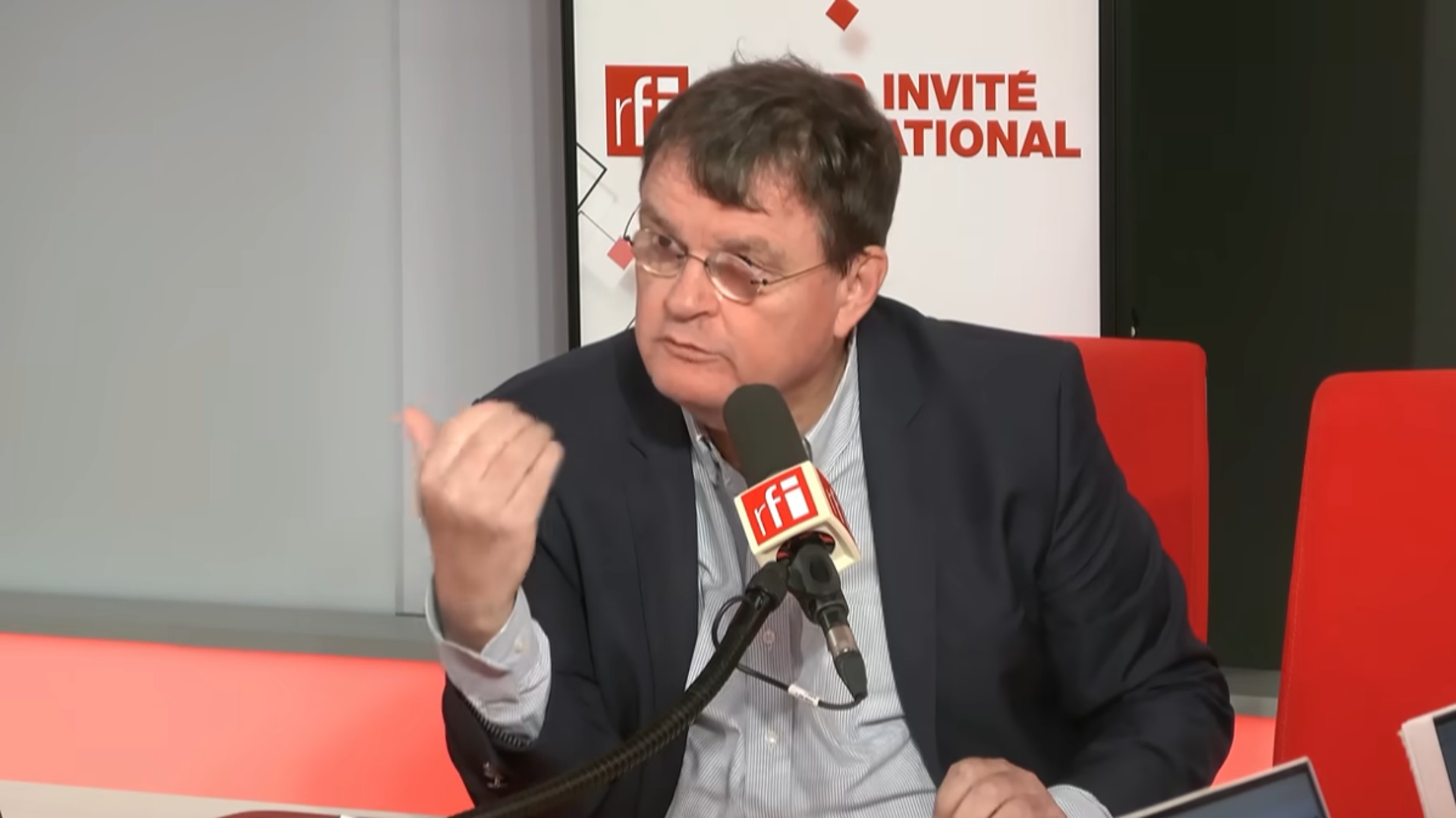Boisbouvier enterre la Françafrique et parie sur une Afrique-France à bâtir