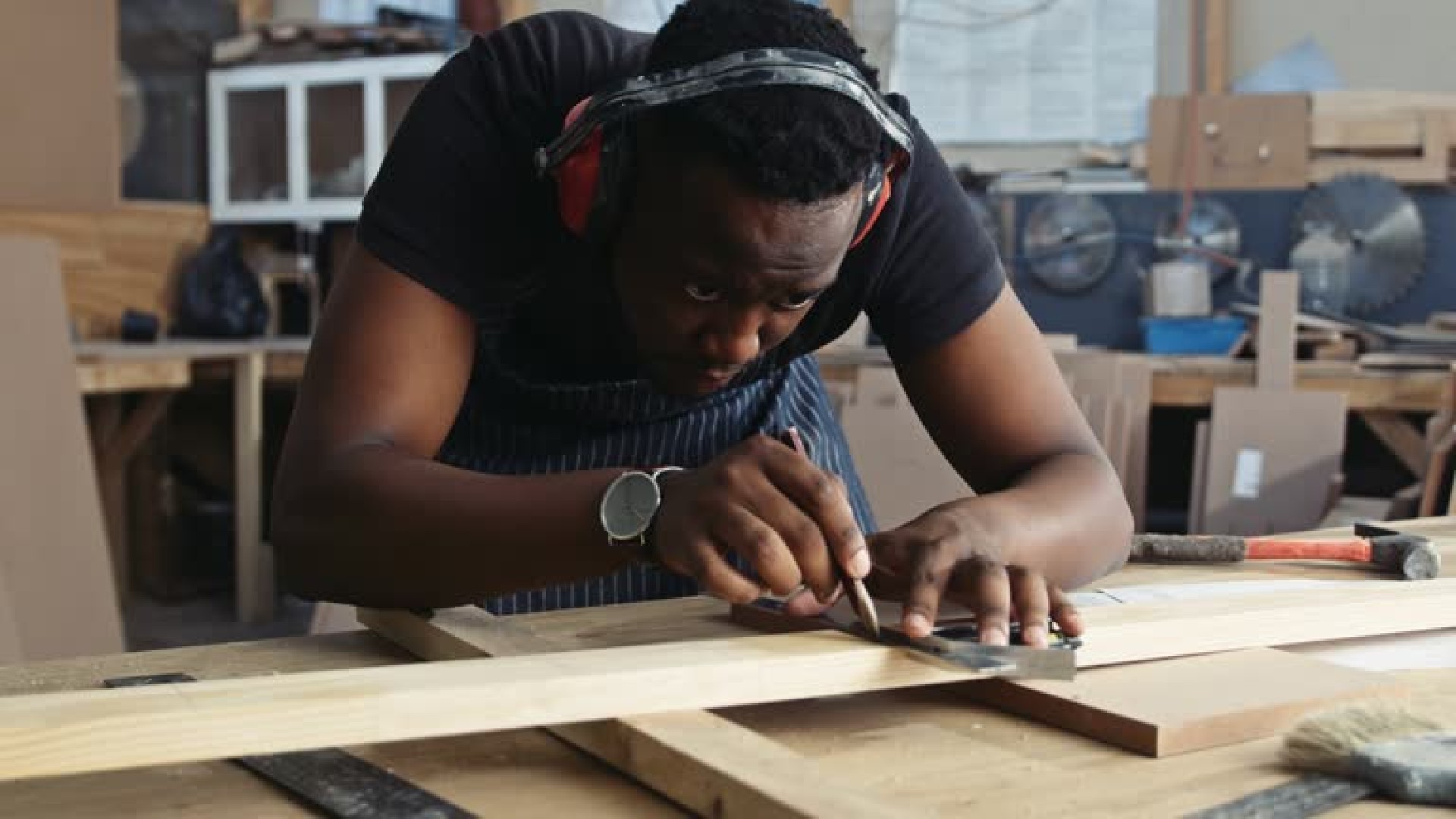 Brazzaville hôte du 4e Salon international des métiers du bois
